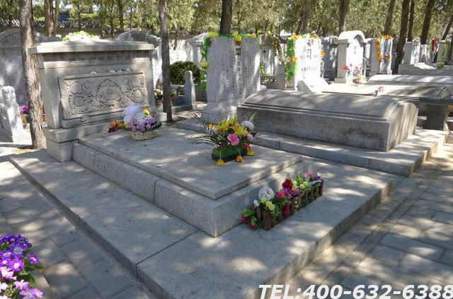 北京八宝山双人墓地价格表是多少？必须本人亲自购买墓地吗？