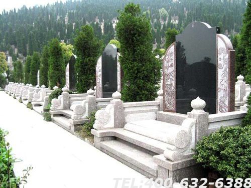 北京墓地价格是每年的吗？还需要缴纳别的费用吗？