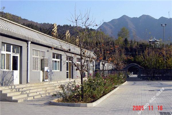 景仰园骨灰林的墓型和价格有哪些？