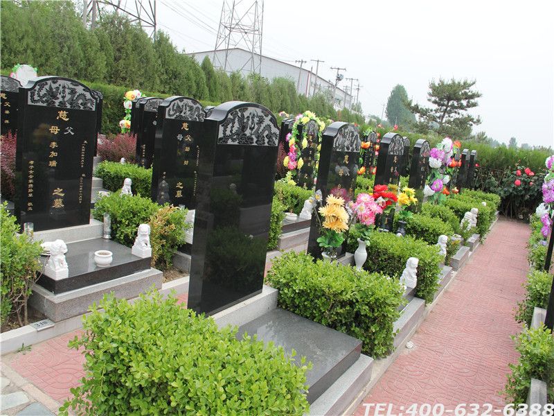 卧龙公墓在售墓型