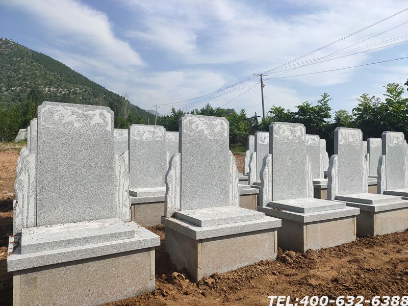 皇家龙山陵园，新推出18000元墓，双人立碑。