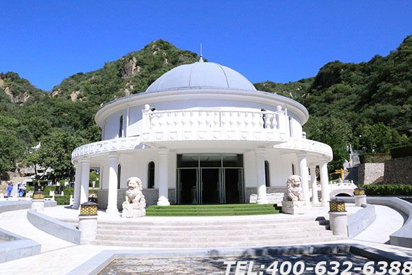 九公山陵园的环境如何?交通状况方便吗?