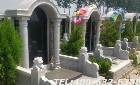 卧龙公墓怎么走？有直达的班车吗？