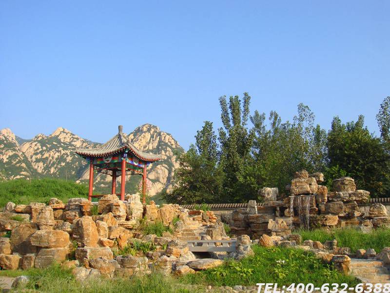 北京好的墓地价格大概多少？每年管理费是多少？