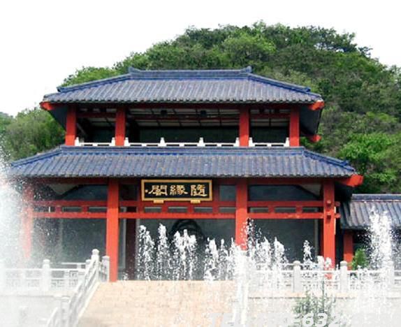 长城华人怀思堂怎么样？交通便利吗？