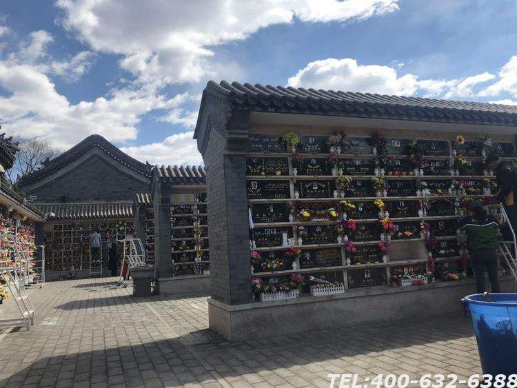北京八宝山革命公墓骨灰堂的位置 革命公墓骨灰堂的安葬条件