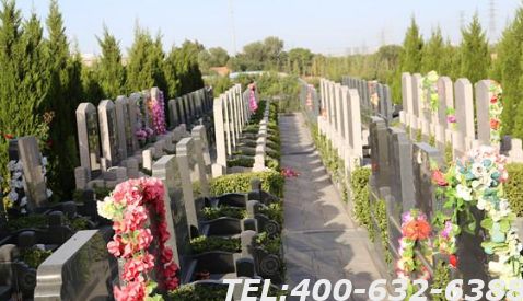 导航到回龙岗革命公墓需要多久？有几条路线可以走？