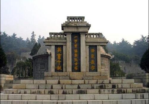 河北省怀来县烈士陵园在哪里?里面都有些什么文物?