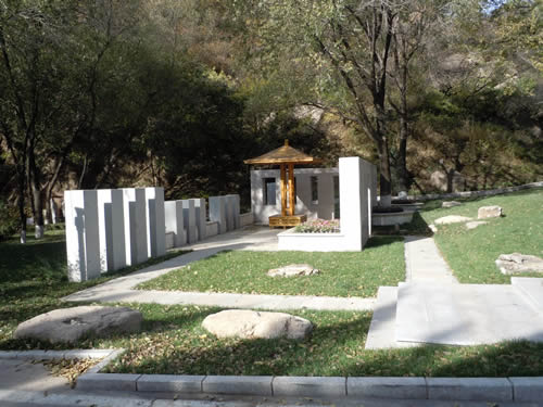北京八达岭陵园墓地价格表中哪些墓碑是十万以下的?